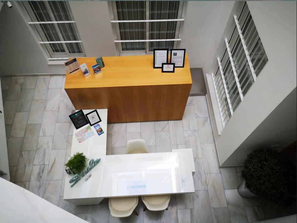 Suites Del Pintor Málaga Eksteriør bilde